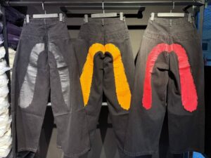 شلوار جین ذغالی فول‌بگ کد 136